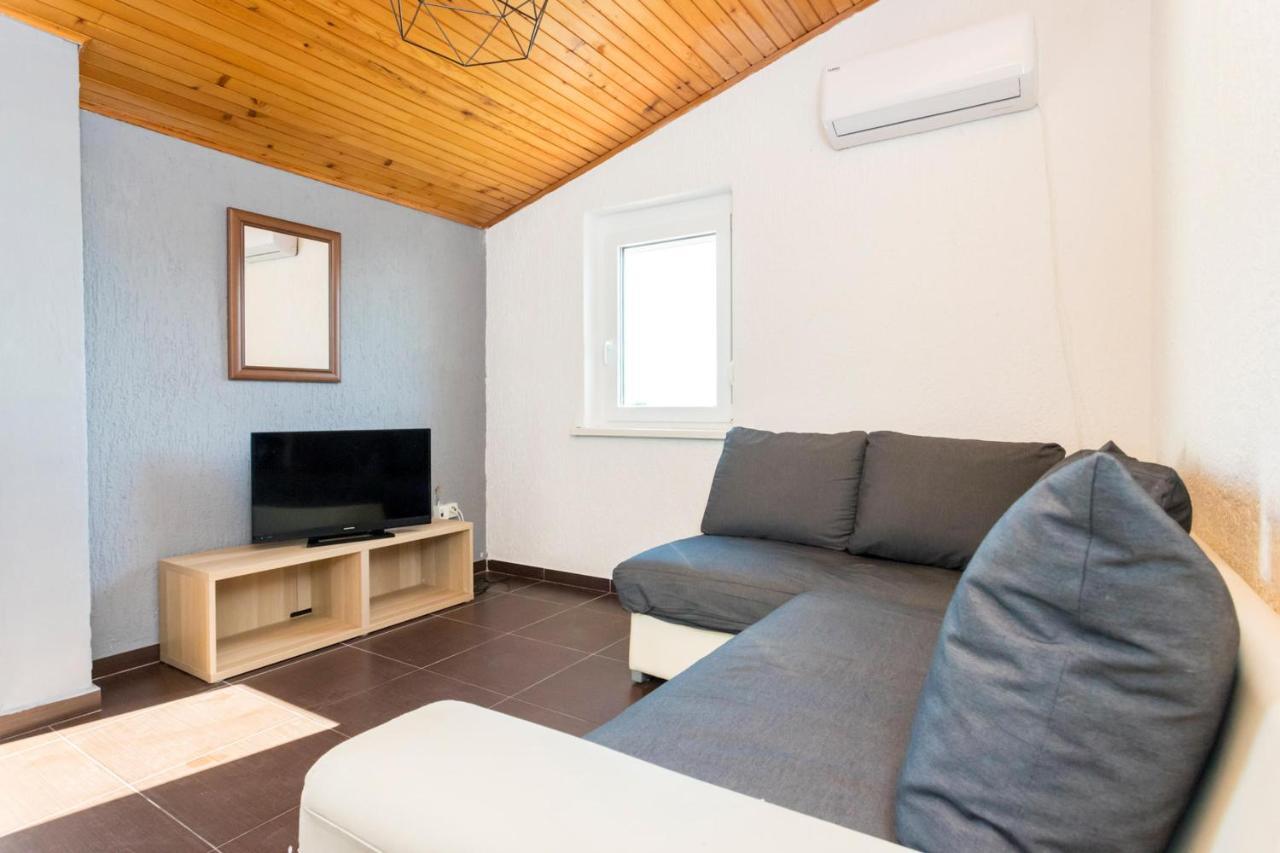 Apartments Sunset Njivice Εξωτερικό φωτογραφία