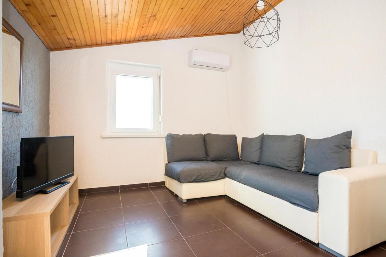 Apartments Sunset Njivice Εξωτερικό φωτογραφία